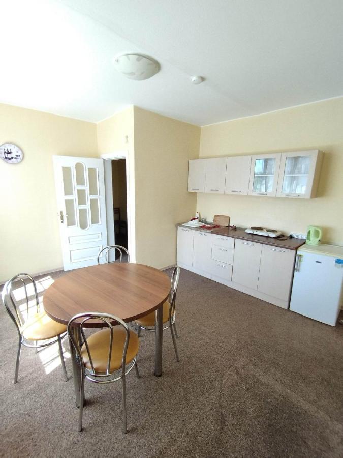 Appartement Sun Kiss Sveciu Namai à Klaipėda Extérieur photo